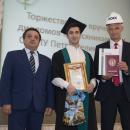 Дагестанец на отлично защитил магистерскую диссертацию в Санкт-Петербурге и удостоился почетного диплома